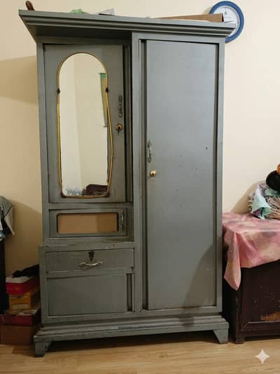 Strong Steel Safe Almari 10 By 10 Condition