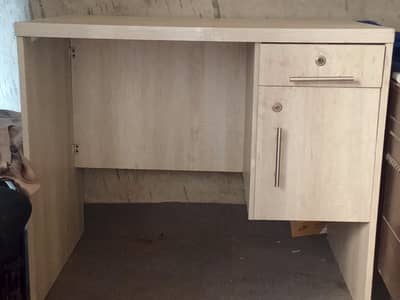 computer table  with chairs