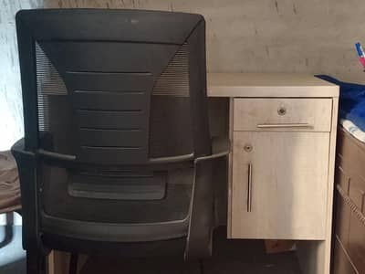 computer table  with chair