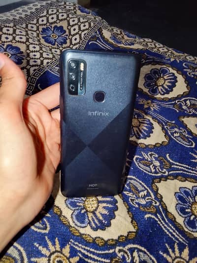 Infinix hot 9 play with box without charger