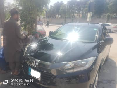 Reliable & Fuel-Efficient Hybrid Family SUV