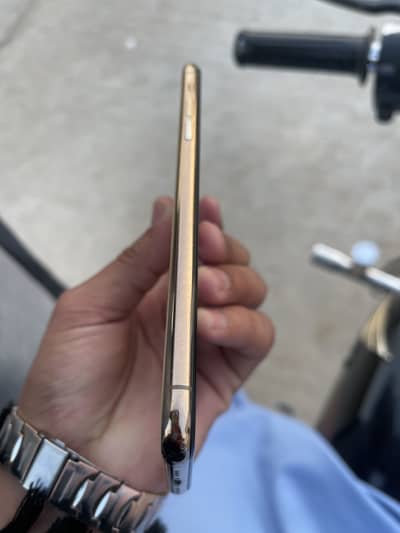 Iphone 11 pro max Pta approved