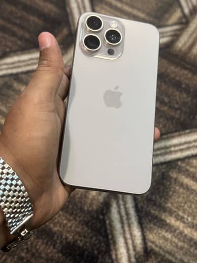 iPhone 15 Pro max Non PTA 256GB natural titanium | scratches on screen