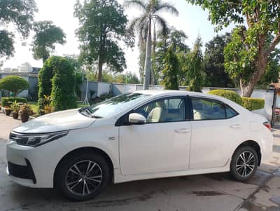 Toyota Altis 2019 -