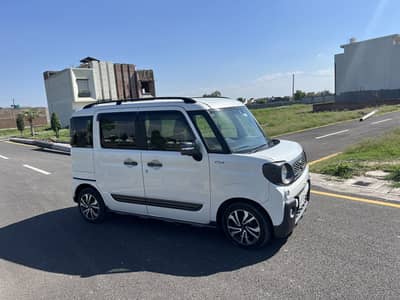 Suzuki spacia gear x hybrid