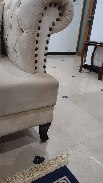 7 Seater sofa  and coffe table 3