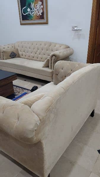 7 Seater sofa  and coffe table 4