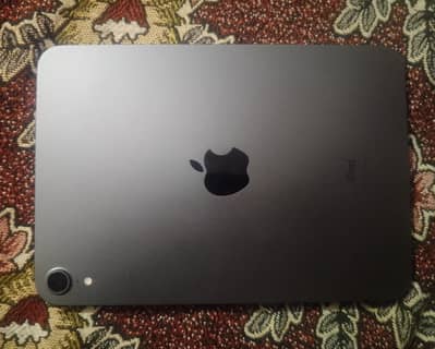 Ipad mini 6  is 64GB Wifi