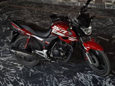 HONDA CB150F 2024