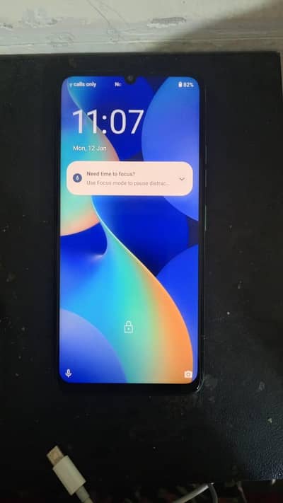 QMobile smart Ultra  6+6/128