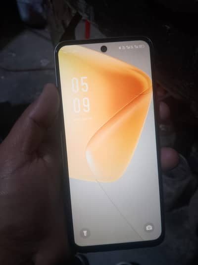 Infinix hot50i daba sat ha  6  128