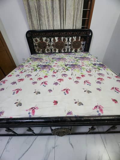 Iron Bed king size for sale.
