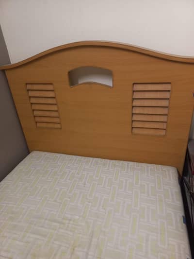 Single bed
