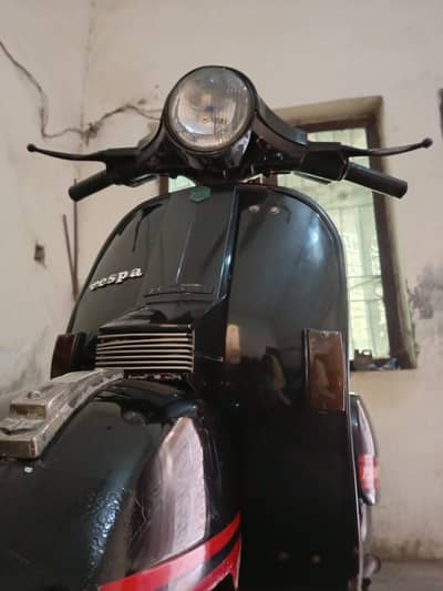 vespa p150x