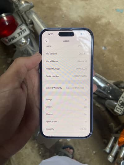 I phone 16    10/10 conditions