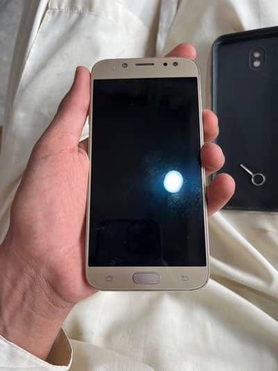 Samsung Galaxy J7 Pro