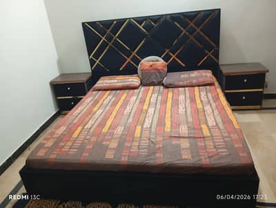 velvet bedset with sidetable dressing and puffy