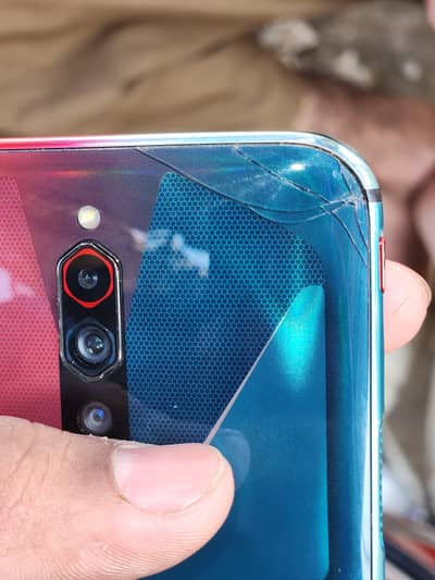 Redmagic 5s (5G) 12 gb 256gb  minor back break