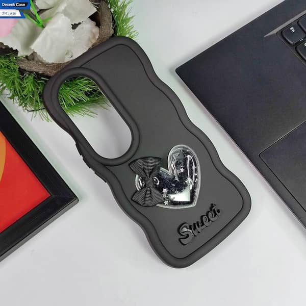 Vivo S19 Soft Silicone Case with 3D Love Heart and Moving Glittering Stars - Black