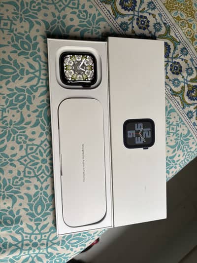 Apple watch SE 2 (2nd gen) 44 MM