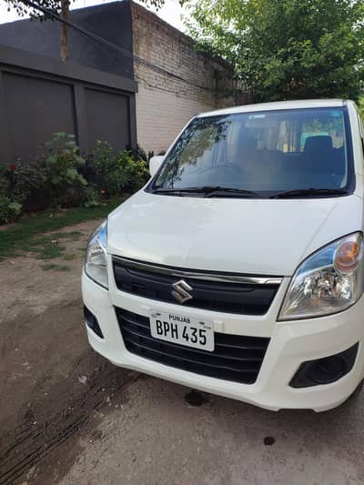 Suzuki Wagon r VXL 2021/2023 in mint condition going to sale.