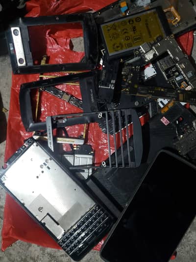 blackberry porsche p9981 and  key 1 priive parts