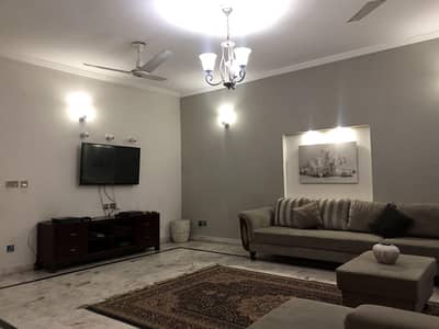 10 Marla Fully Furnished House Available For Rent