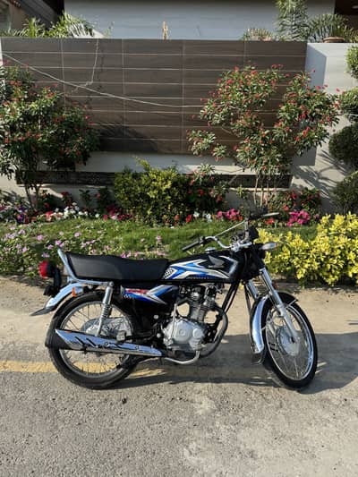 Honda CG 125 2025