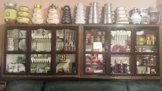 blkul naye hy or bartano k lyr zabrdast