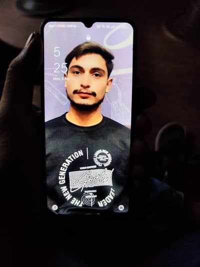 OPPO f17 with box charger exchange possible