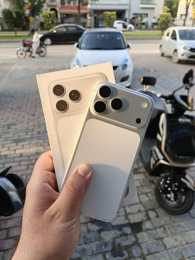 IPHONE 17PRO MAX jv