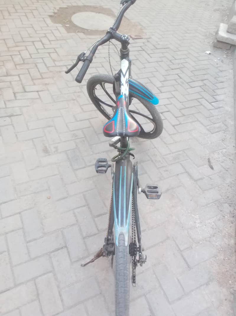Plus Modren Cycle. . 7