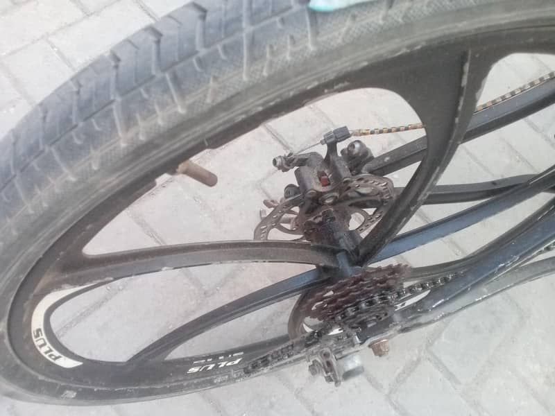 Plus Modren Cycle. . 8