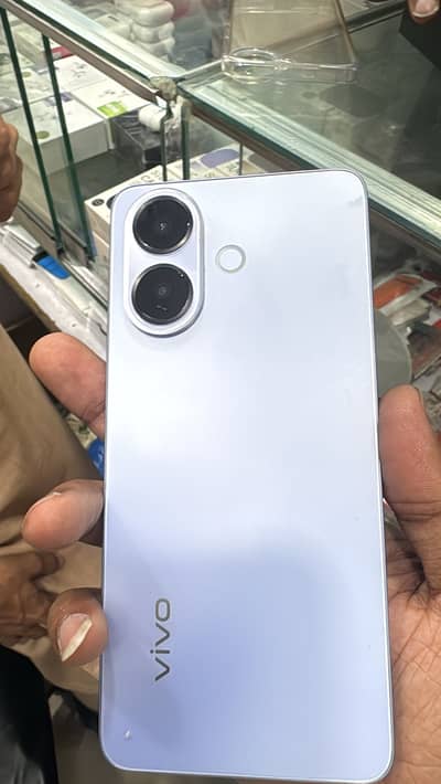 VIVO V60 lite 8+256.10/10. With box and charger.