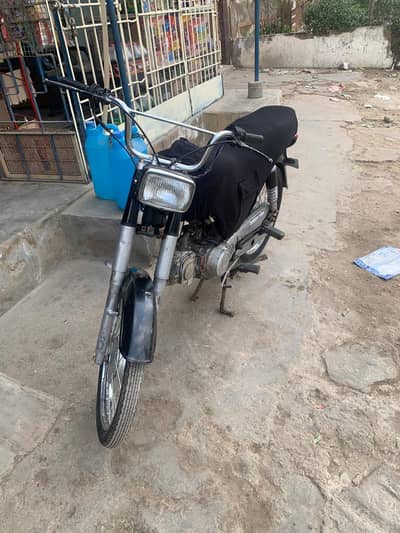 70 cc super star mint condition  2015 model