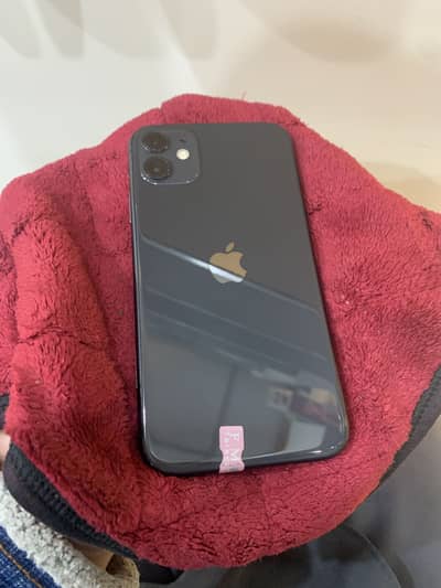 iPhone  11 jv water pack 10/10 100batery black colur One day warranty