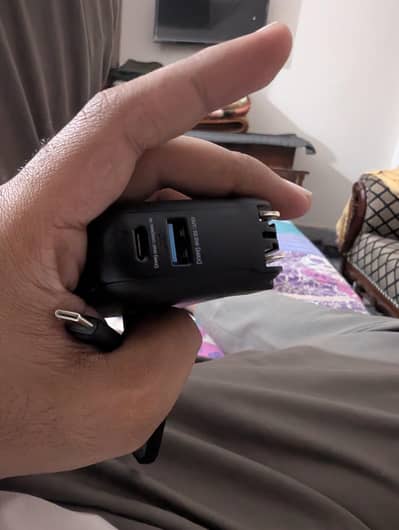 Ronin power bank  4070