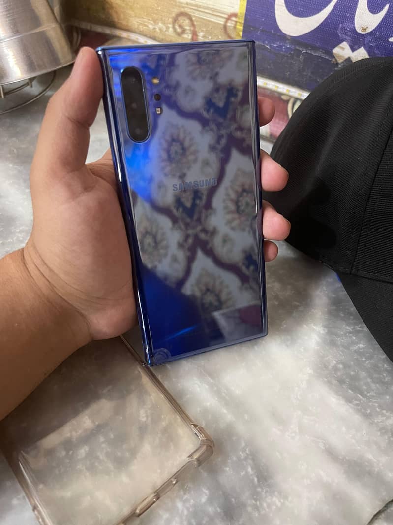 Note 10 Plus. 2