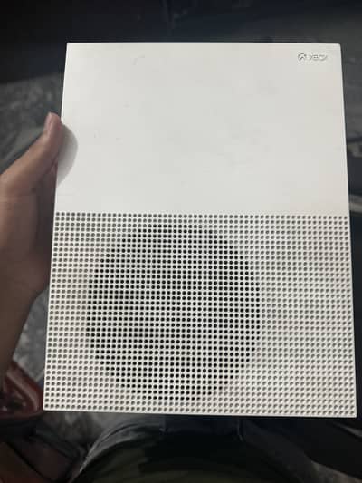 xbox ones 10/10 online with controller