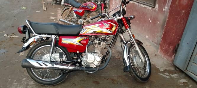 Honda 125 24/25