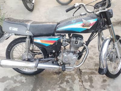 2004 Model Honda 125