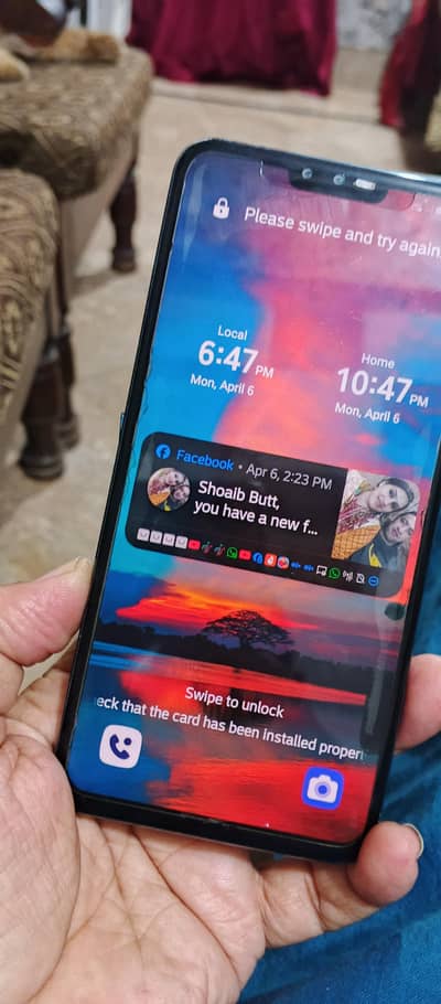 LG v40 6 128 non PTA  gaming phone