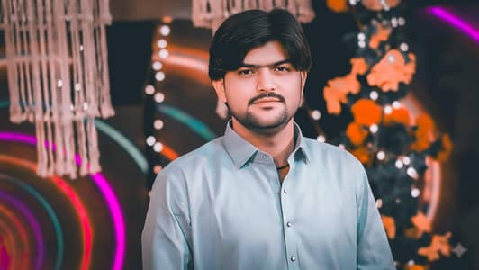 assalamualaikum I need driving job LTV Lisance hai original