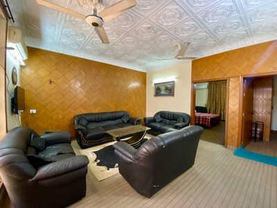 10 MARLA FULLY FURNISHED UPPER PORION FOR RENT IN DHA PHASE 1