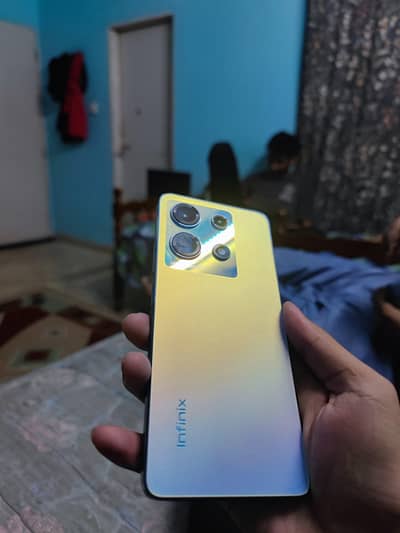 infinix note 30 8/10 condition