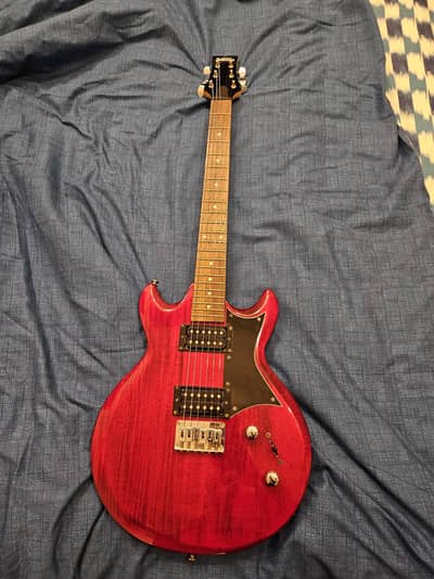 Washburn WA15G electric guitar with Amplifier