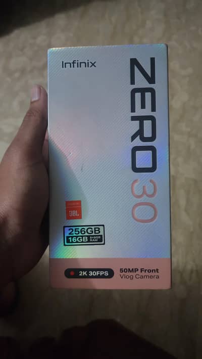 INFINIX ZERO 30