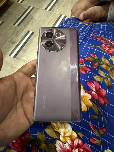 vivo . v30e 8+8/256. lotion baserpur