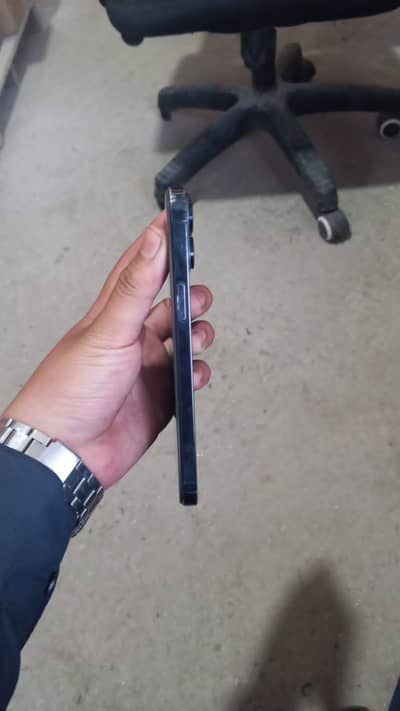 12 pro max watsapp pe rabta kar le 03476146208