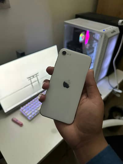 iPhone se 2020 second generation baypess